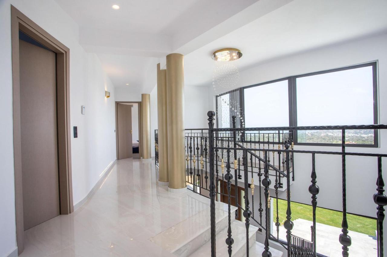 Villa Indira Kalithies Exteriör bild
